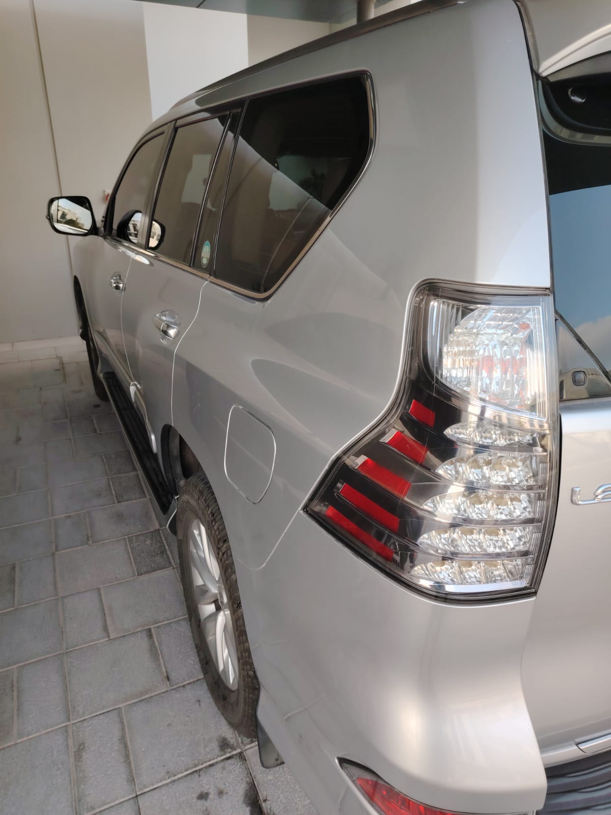 Silber Lexus GX 460 Premium 2016